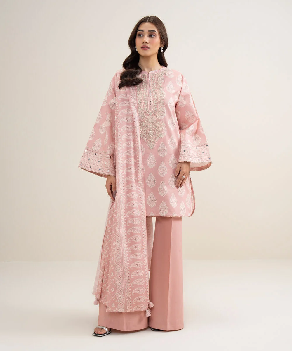 Embroidered Lawn